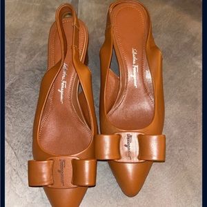 Women's high heels, sheepskin strap bow wedges